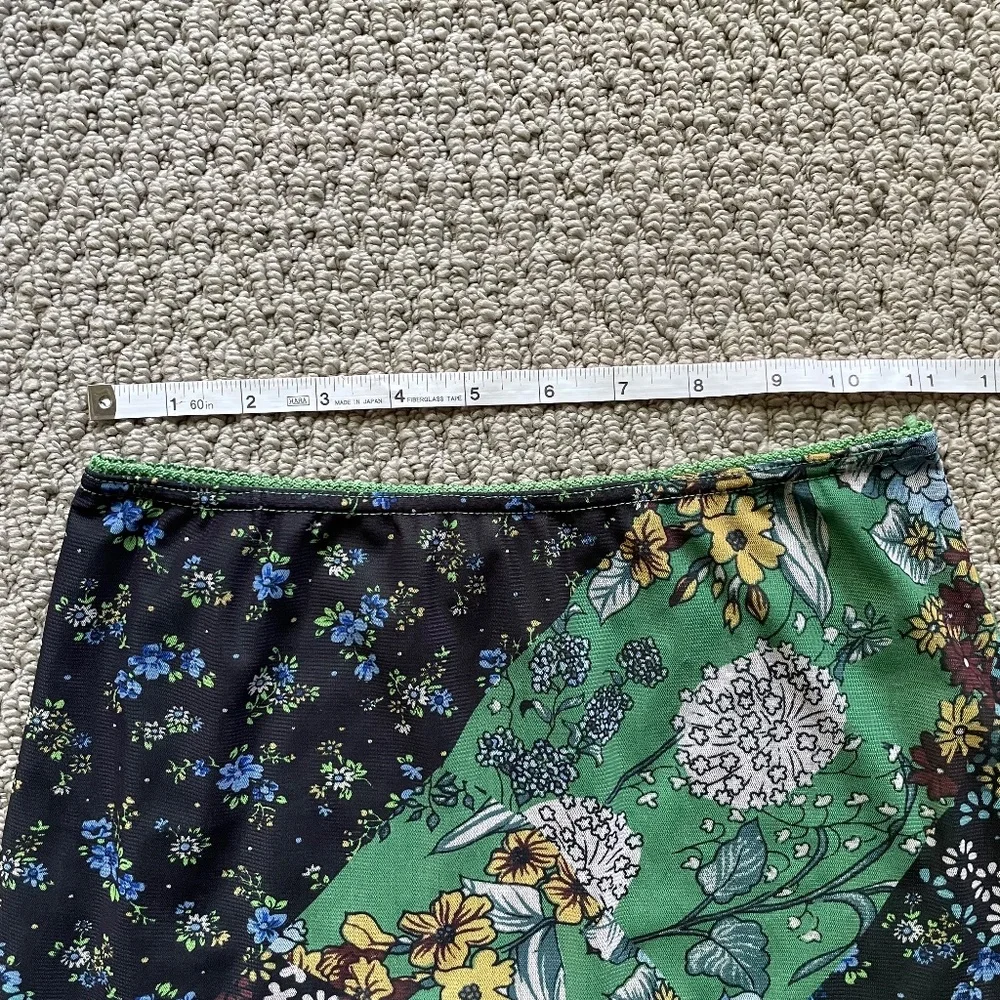 Urban Outfitters shape skirt lightweight